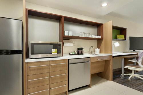 Гостиница Home2 Suites by Hilton Portland Airport Or