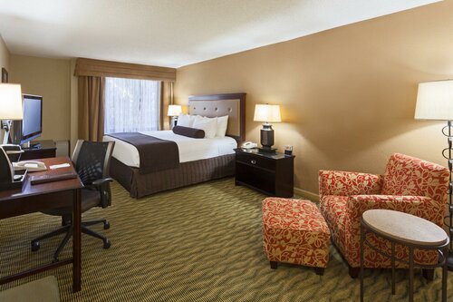 Гостиница Crowne Plaza Hotel Jacksonville Airport/I-95N, an Ihg Hotel