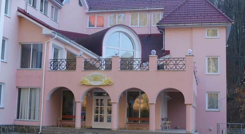 Гостиница Sonyachna Polyana
