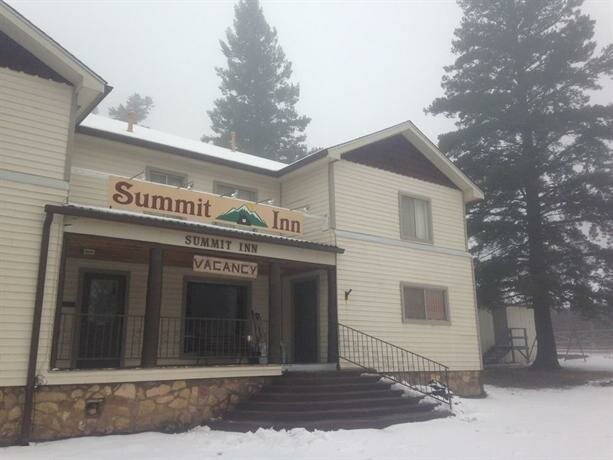 Гостиница Summit Inn