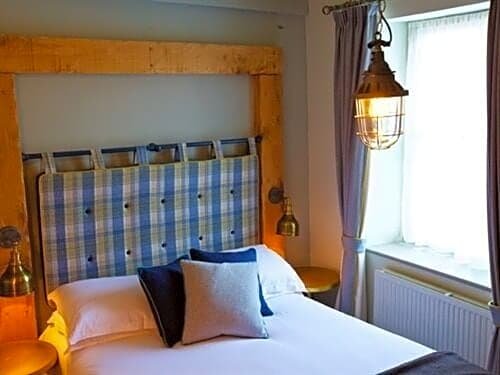 Фото Marlborough Arms Hotel