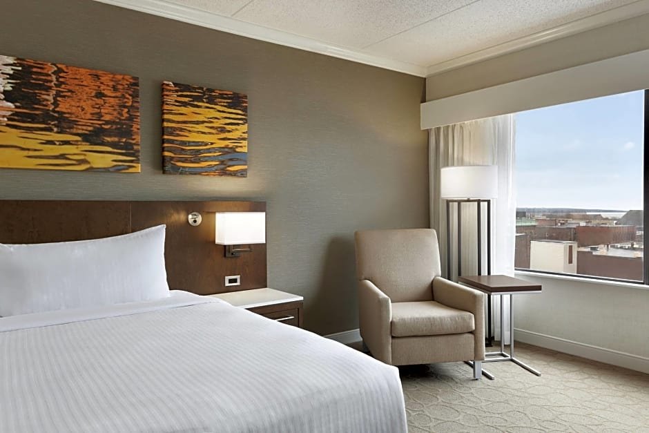 Фото Delta Hotels by Marriott Saint John