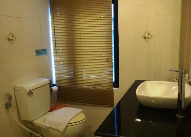 Фото Sam's Lodge