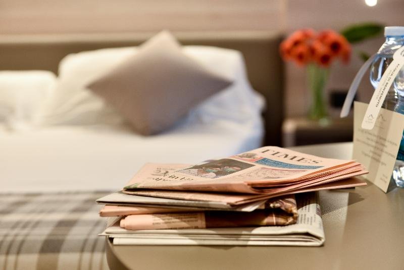 Фото Duomo Hotel & Apartments