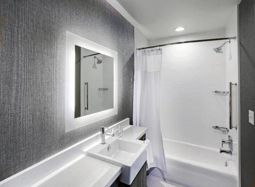 Фото SpringHill Suites by Marriott Tulsa at Tulsa Hills