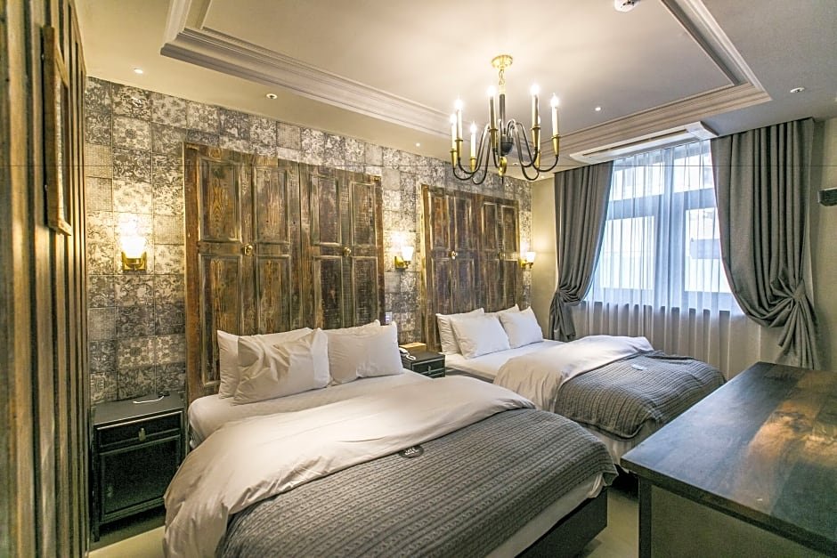 Фото отеля 2