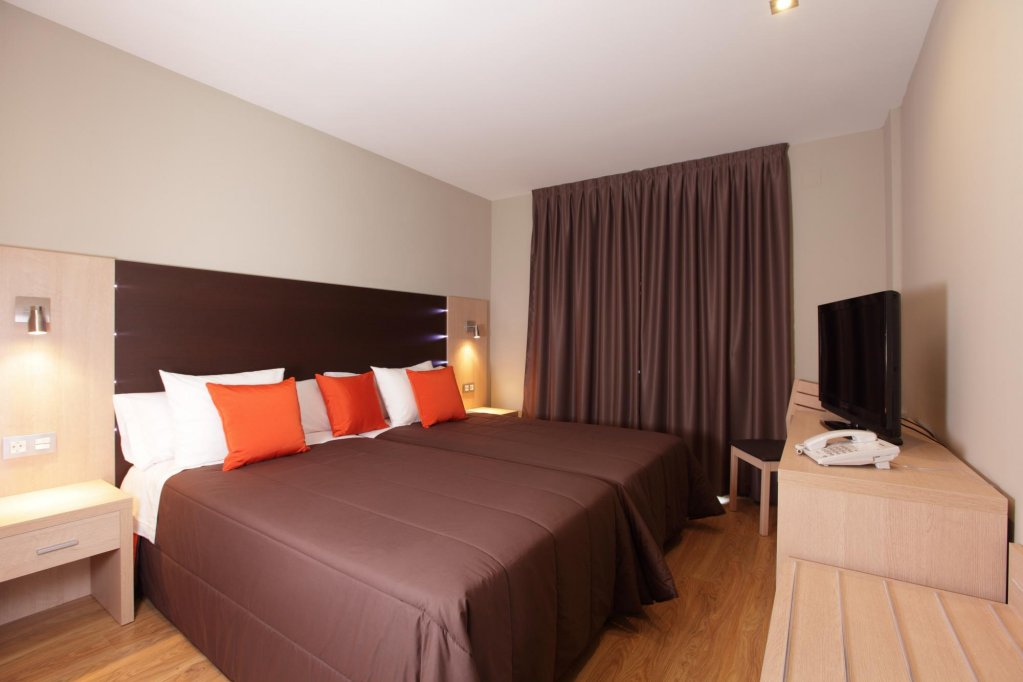 Фото Hotel Melina