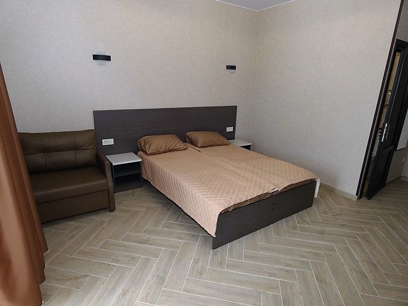 Фото Династия