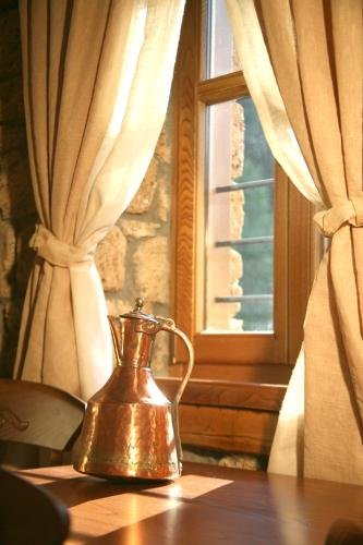 Фото Roes Suites