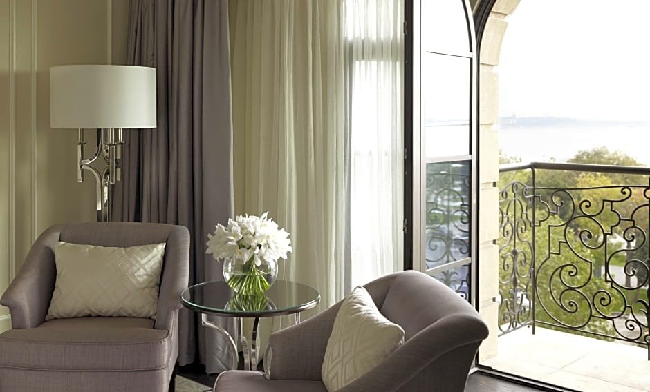 Фото Four Seasons Hotel Baku