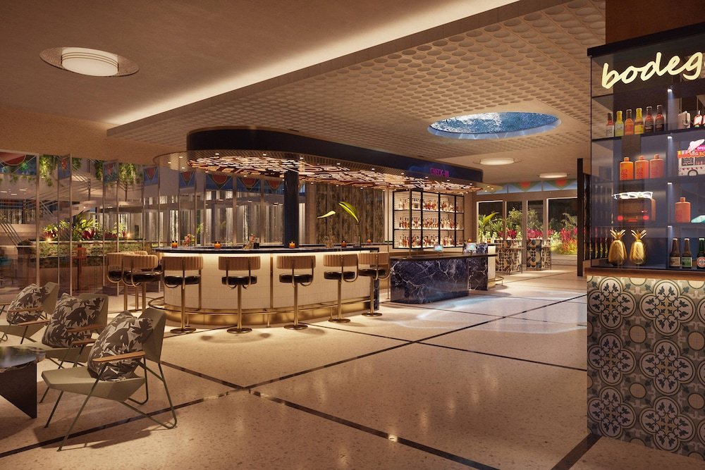 Фото Moxy Miami South Beach