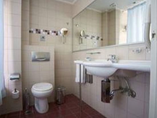 Фото Tropical Hotel