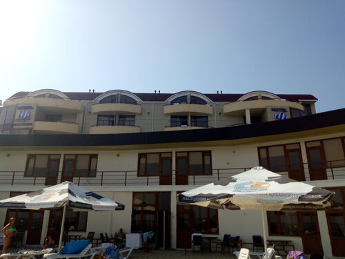 Гостиница Морской клуб в Небуге