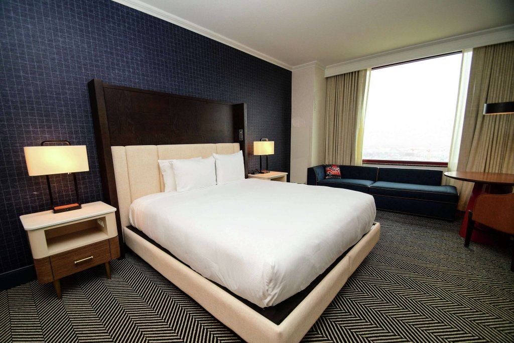 Фото Hilton Austin