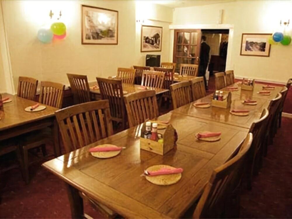 Фото Crossways Inn