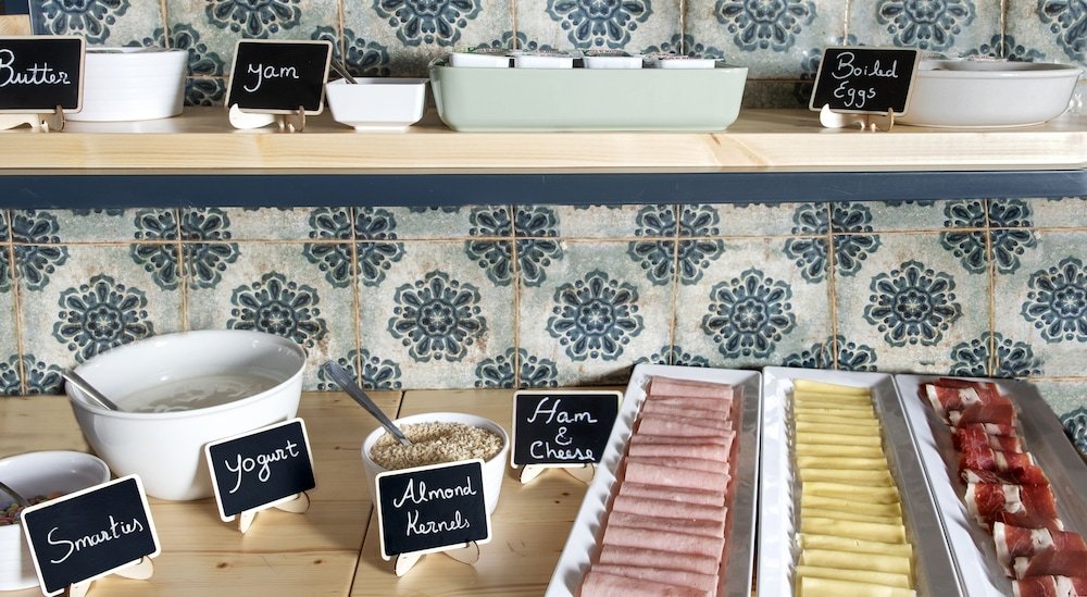 Фото Mouraria Lisboa Hotel