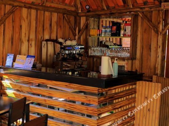 Фото Ecoair Apartment Hotel