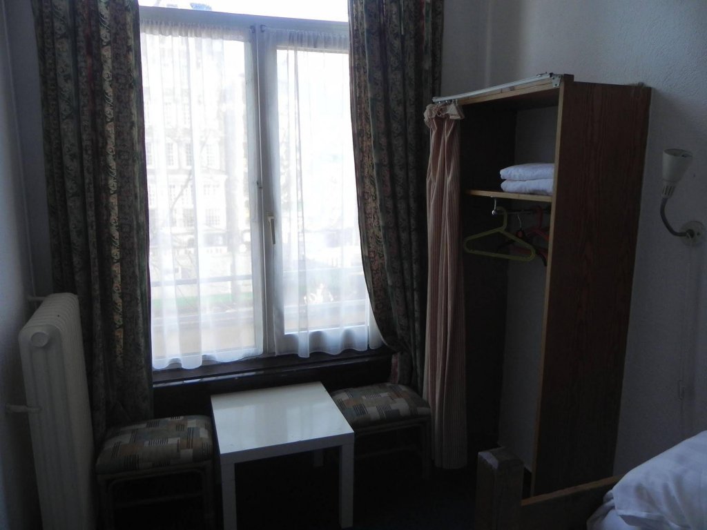 Фото Hotel Crown