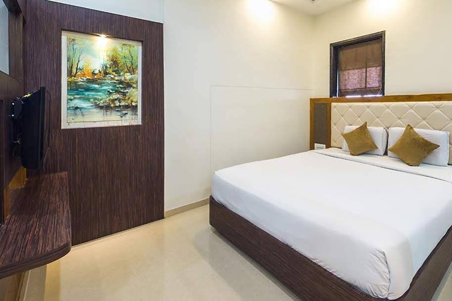 Фото Hotel Raj Palace