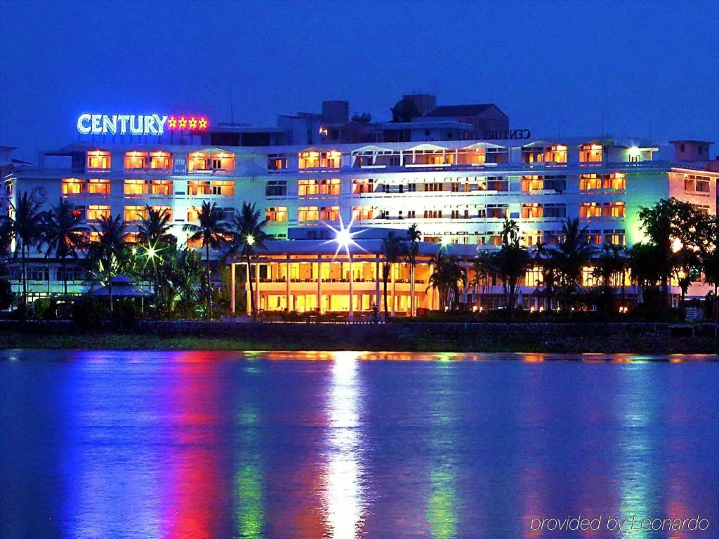 Фото Century Riverside