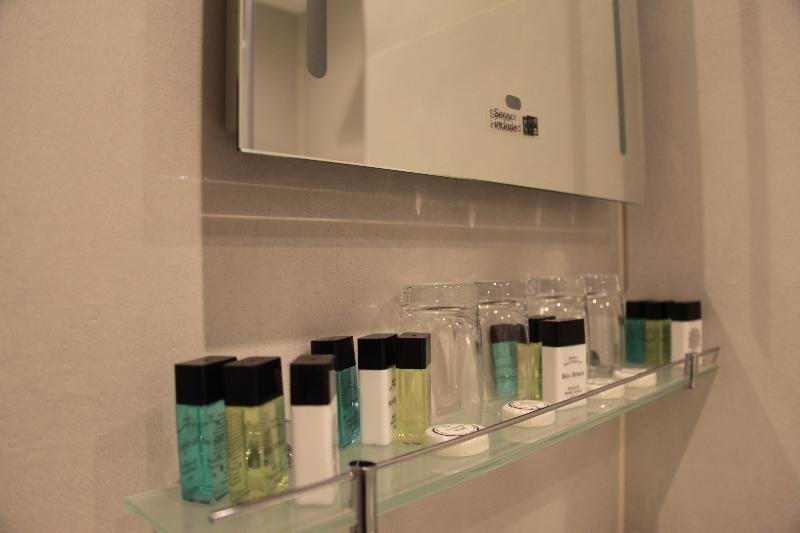 Фото K Hotel Kensington