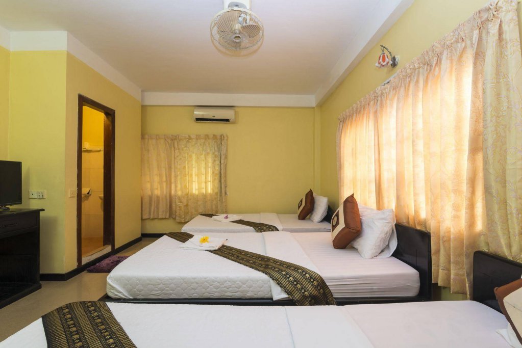 Фото Happy Zone Hostel