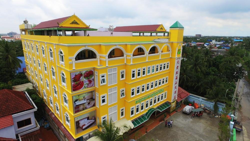 Фото отеля 1