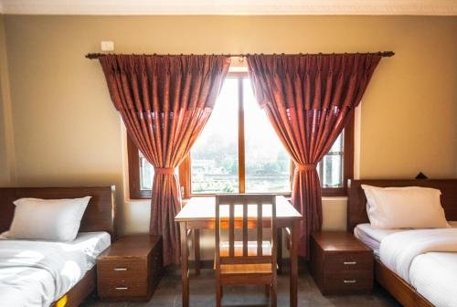 Фото Be Here Now Guest House