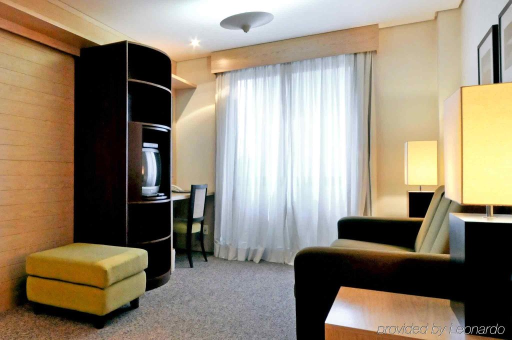 Фото Mercure Sao Paulo Moema Times Square