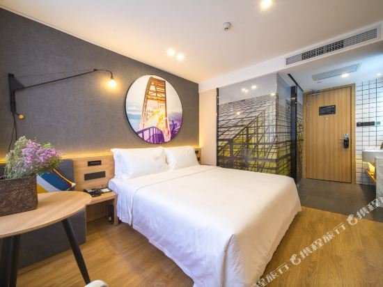 Фото Atour Light Hotel Jinli Chengdu