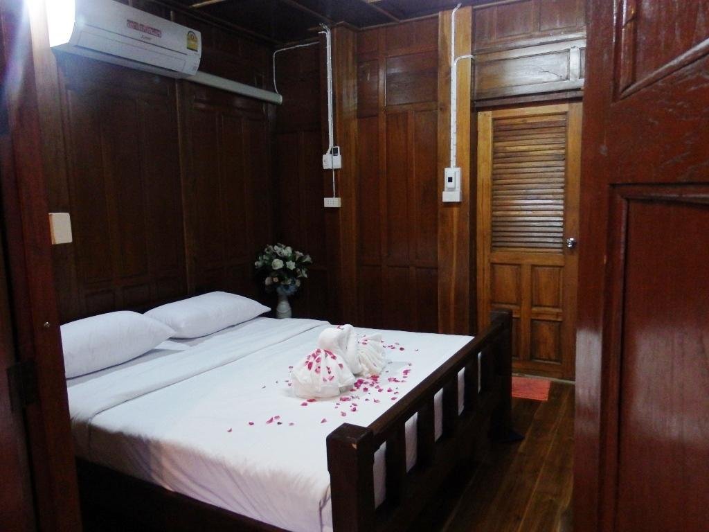 Фото Pon-Pon & Nuan-La-Or