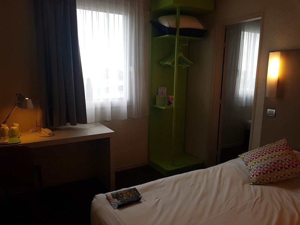 Фото Campanile Nice Airport