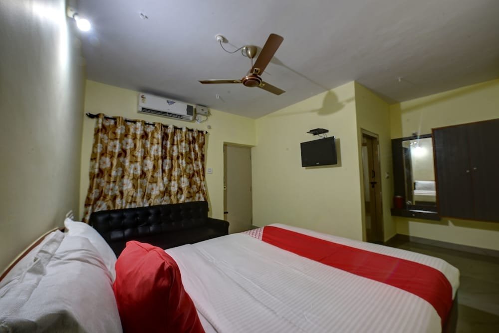 Фото Oyo 22499 Vishnu Residency