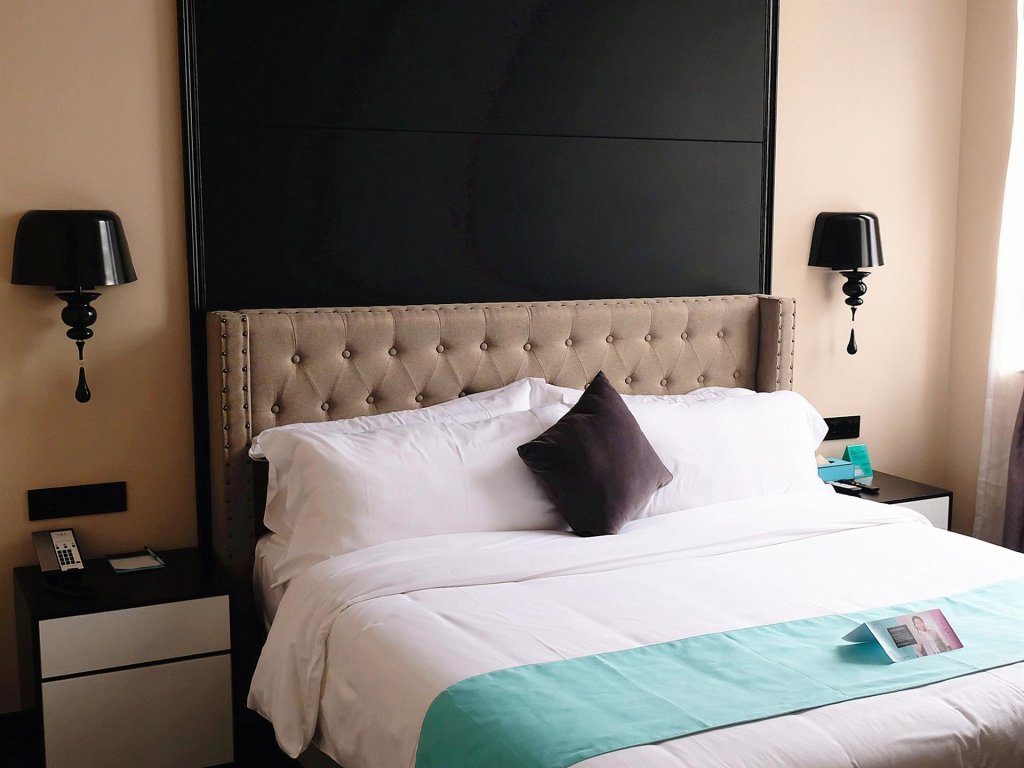 Фото Xana Hotelle Guangzhou South China Normal University Huajing Road Subway Station Branch