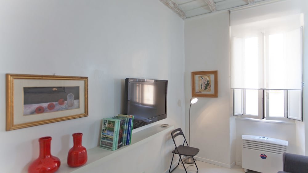 Фото Rental In Rome Beato Angelico Second Apartment
