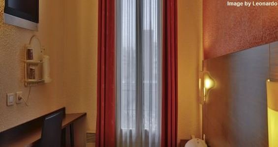 Фото Hôtel Arc Porte d'Orléans