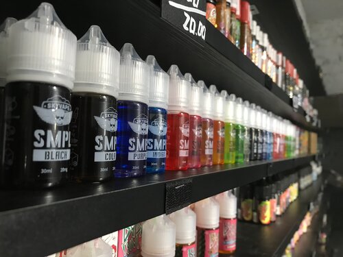 vape brest ✨ Nouveautés chez À Chacun Son Nuage ✨ Découvrez les nouvelles saveurs  Curieux : le Brest et le Bayonne 😍 Disponibles en 10ml et 50ml, ces  e-liquides promettent une expérience unique et main image 0