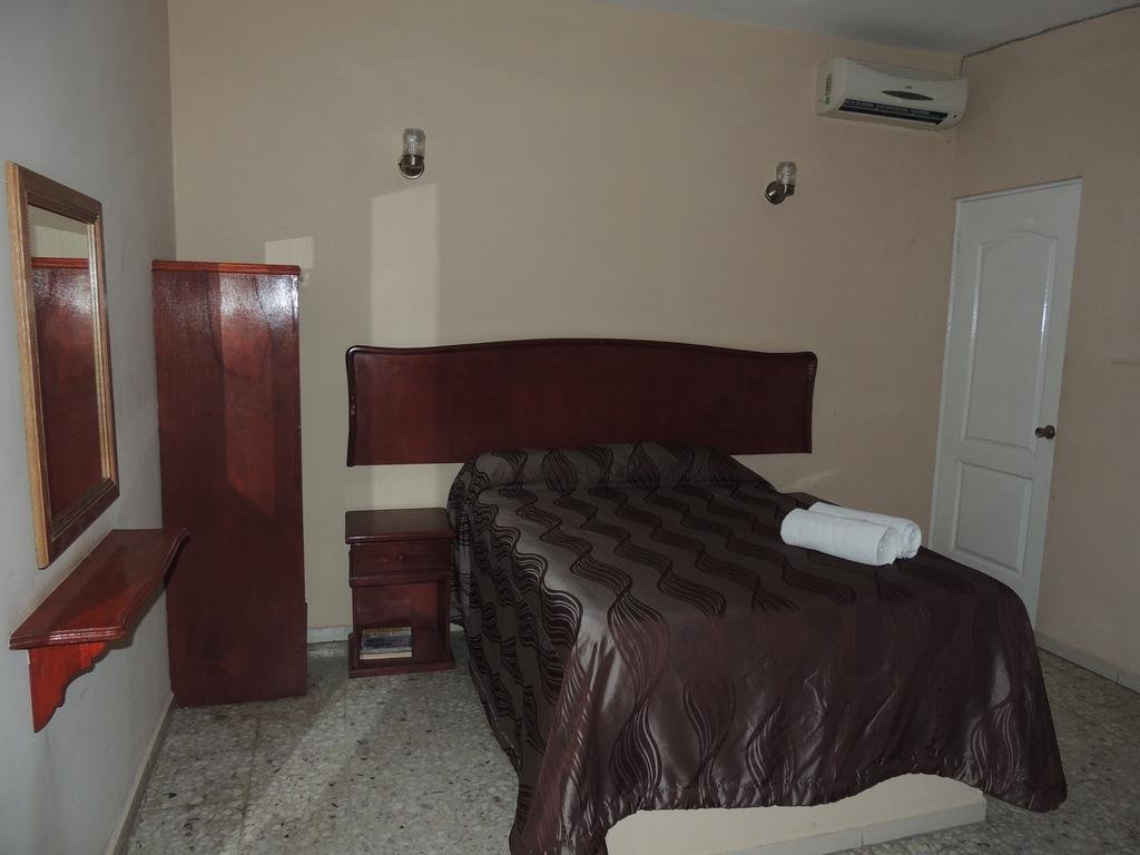 Фото Hotel Hacienda Canada Rica 2