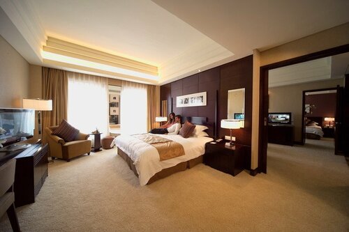 Гостиница New Century Grand Hotel Hangzhou в Ханчжоу