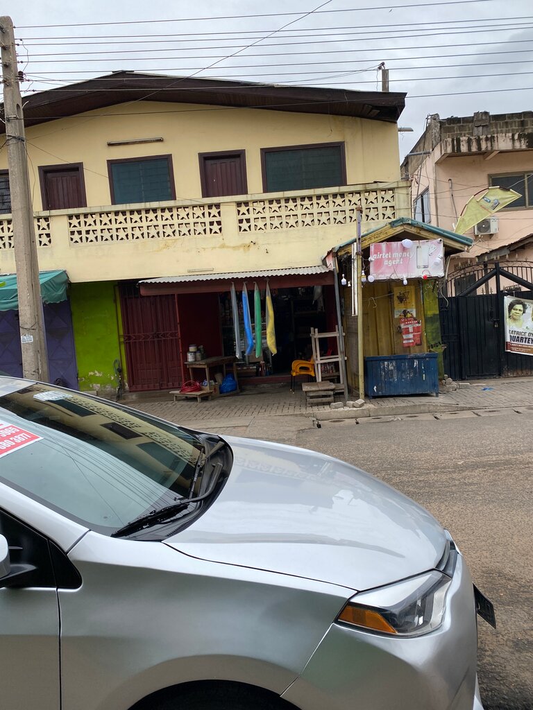 Building materials wholesale Oyoo Enterprise, Accra, photo