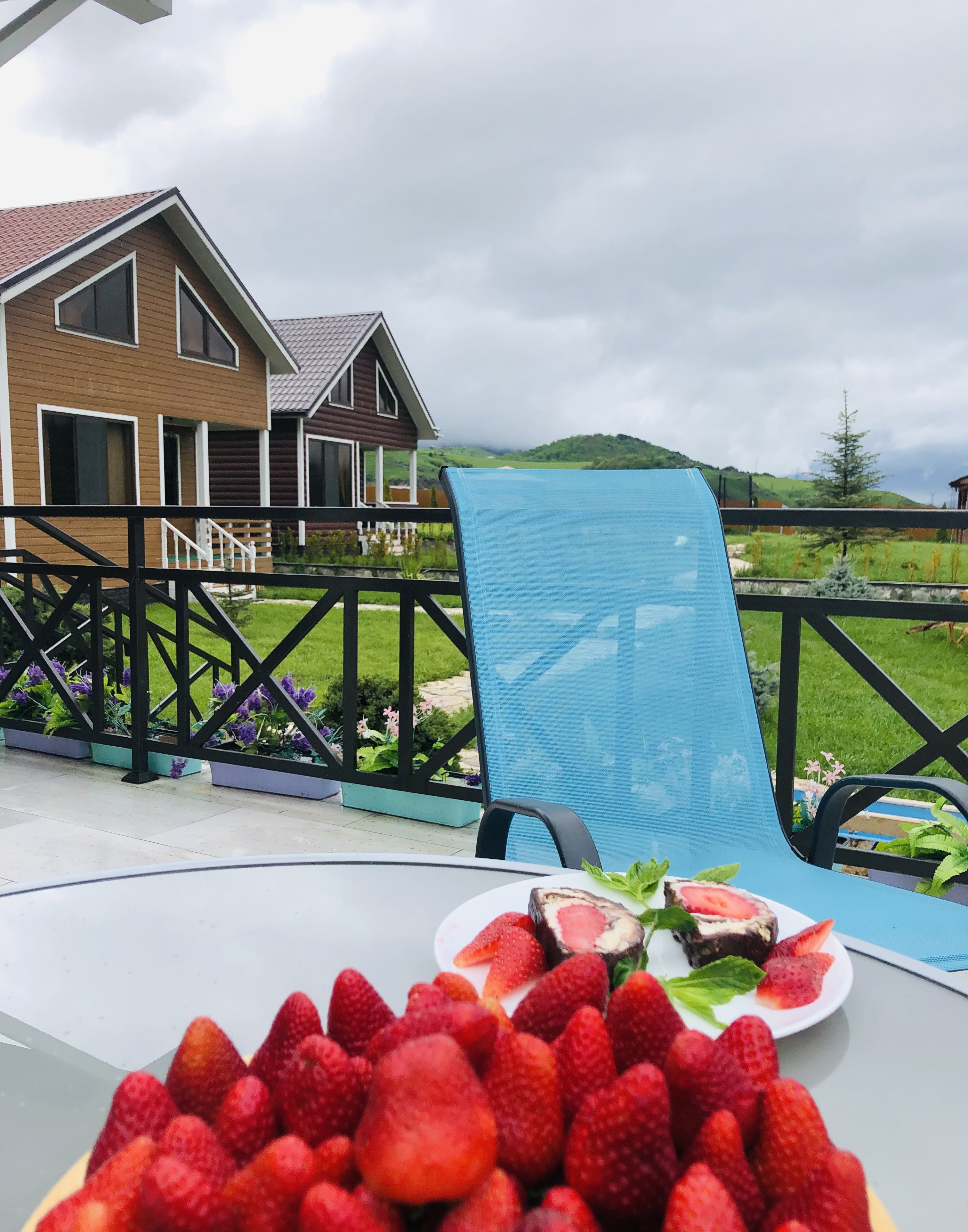 Фото Cottage Chalet and Tours