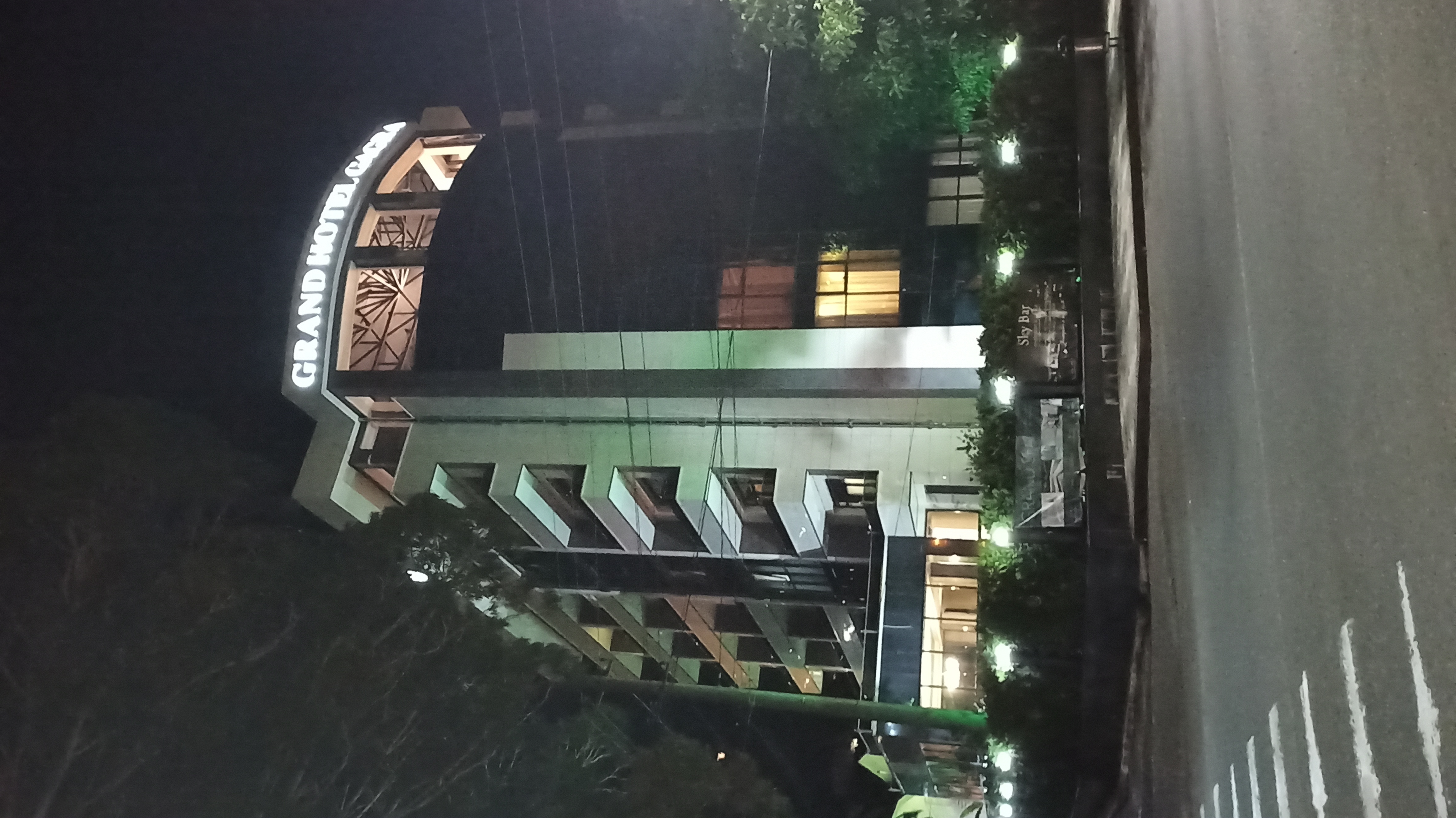 Фото Grand Hotel Gagra