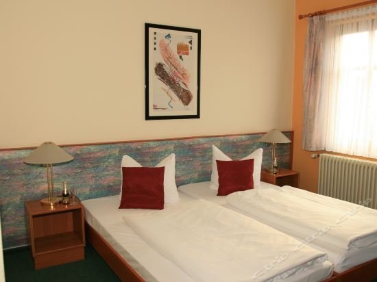 Фото Hotel Liszt - 3 Sterne Garnihotel