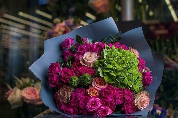 محل زهور Bloomflowers.kg ، بيشكيك، صورة