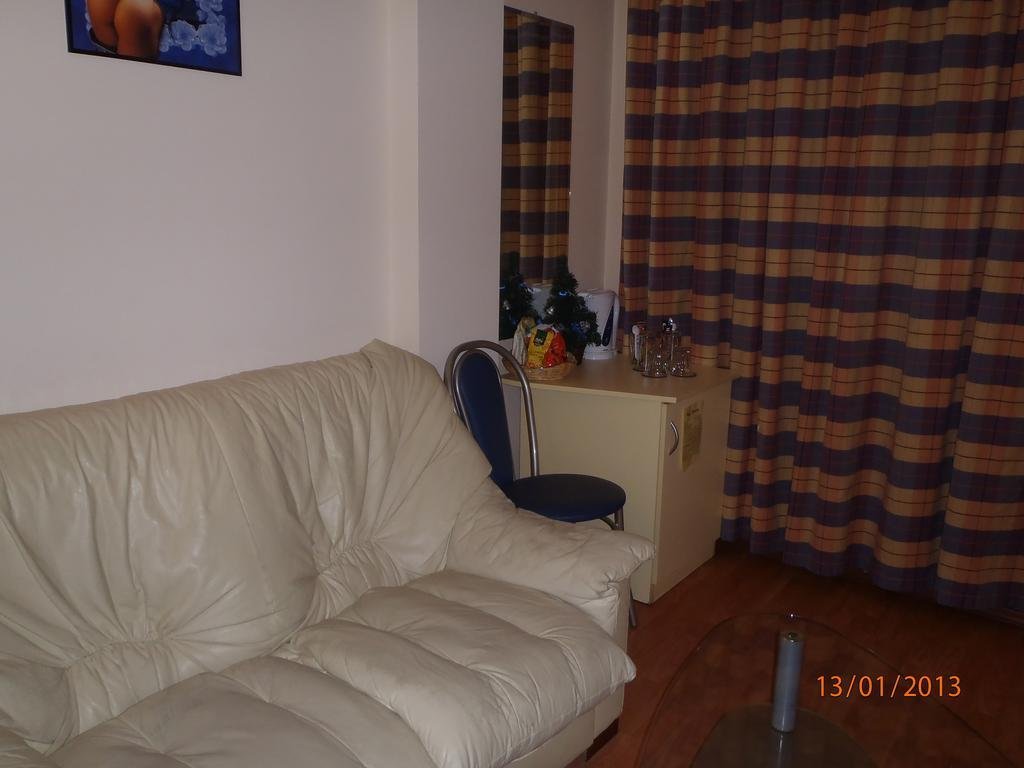 Фото Paralax Hotel