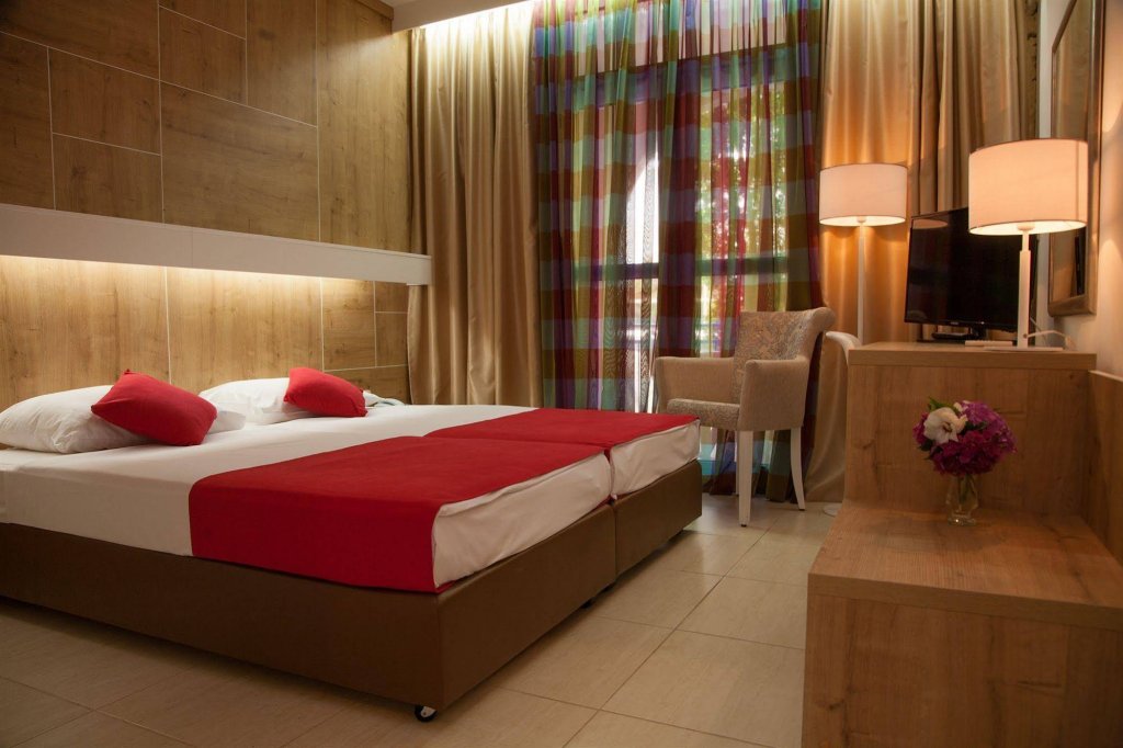 Фото Hotel Slovenska Plaža Lux