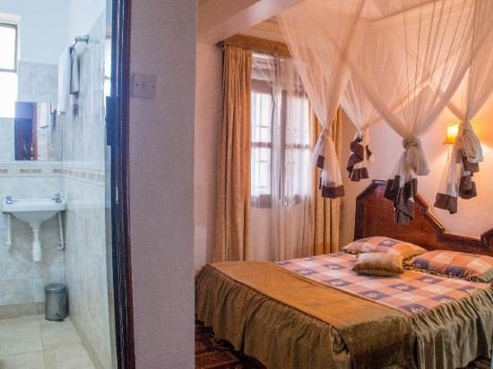 Фото Oxford Royal Hotel