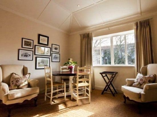 Фото Roodenburg House