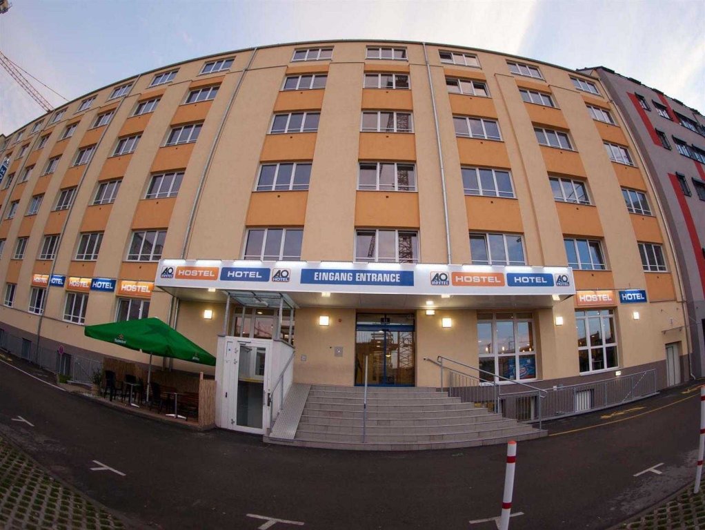 Фото отеля 1