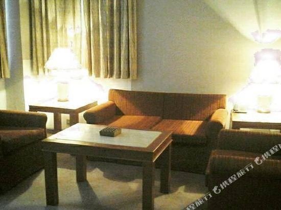 Фото The Atrium Executive Residences